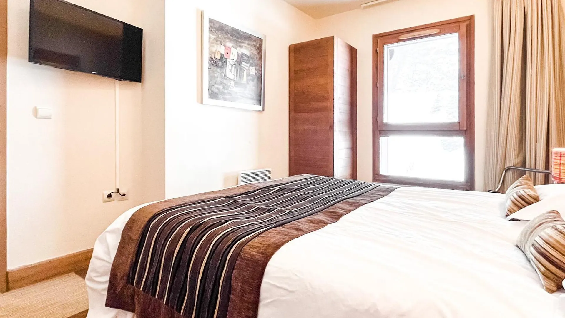 Large One-Bedroom Apartment, Wheelchair Adapted, Les Terrasses D'Eos Flaine France